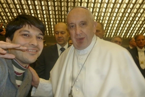 Alessandro, il cacciatore di vip: �Ho fatto foto con 4mila personaggi, � una sfida�